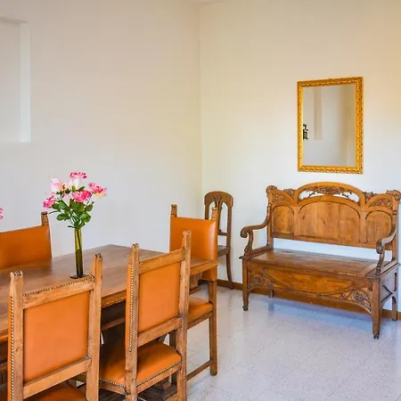 Bellagio Apartment