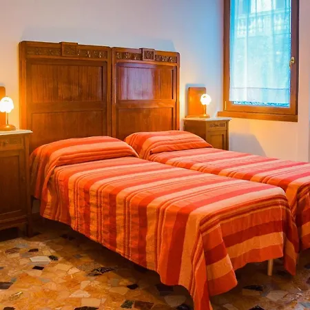 Bellagio Apartment *